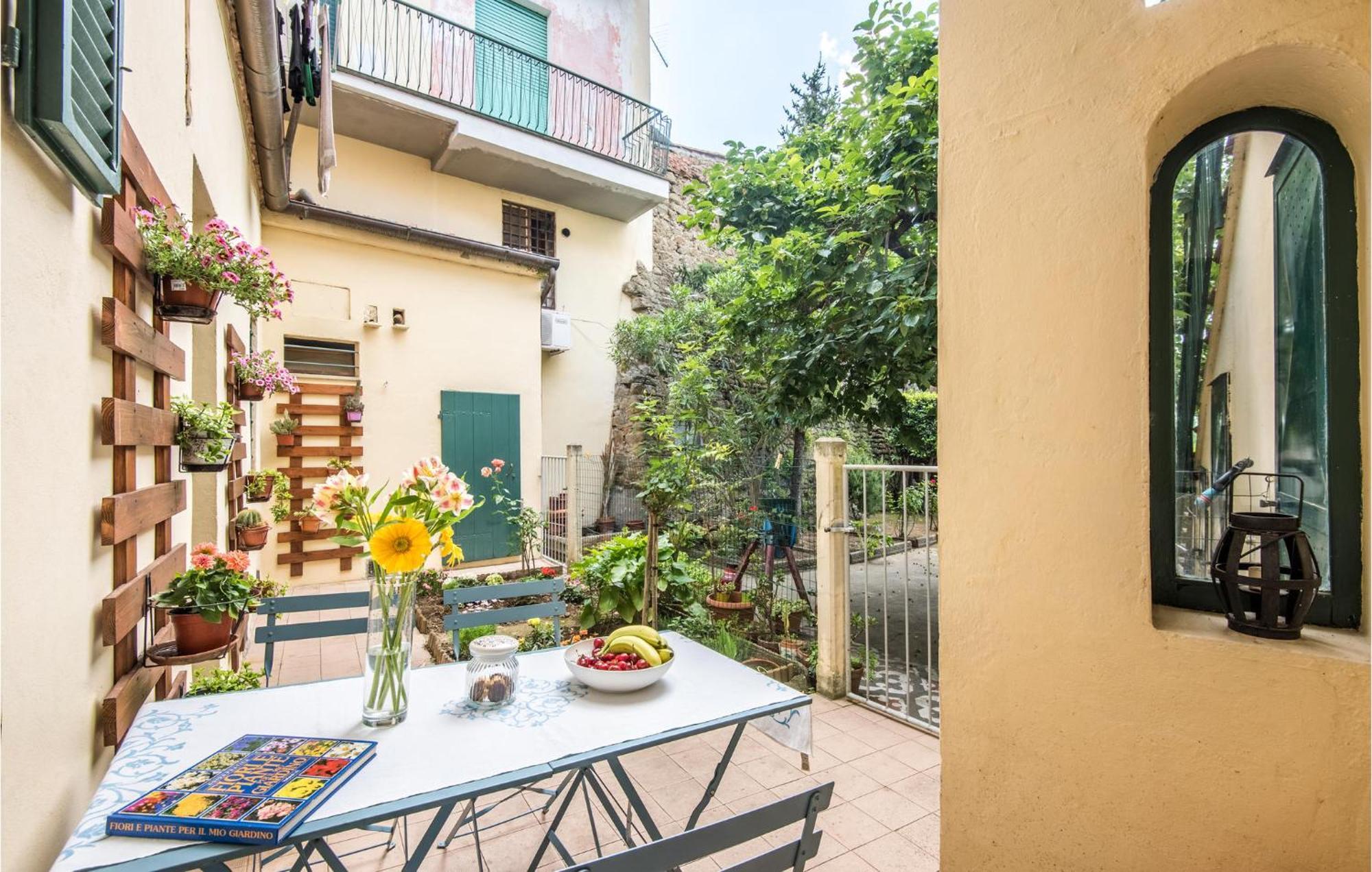 Nice Apartment In Monte San Savino With Kitchen Exterior photo